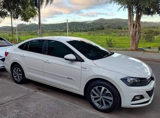VOLKSWAGEN VIRTUS 1.0 200 TSI COMFORTLINE AUTOMÁTICO